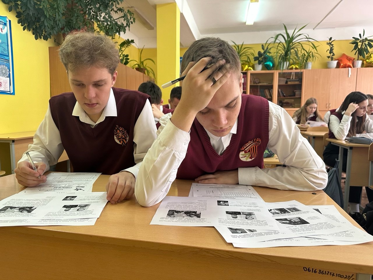 Сегодня в Лицее прошла Международная историческая акция «Диктант Победы». В ней приняли участие ученики 9Б, 10Л и 11Л классов.